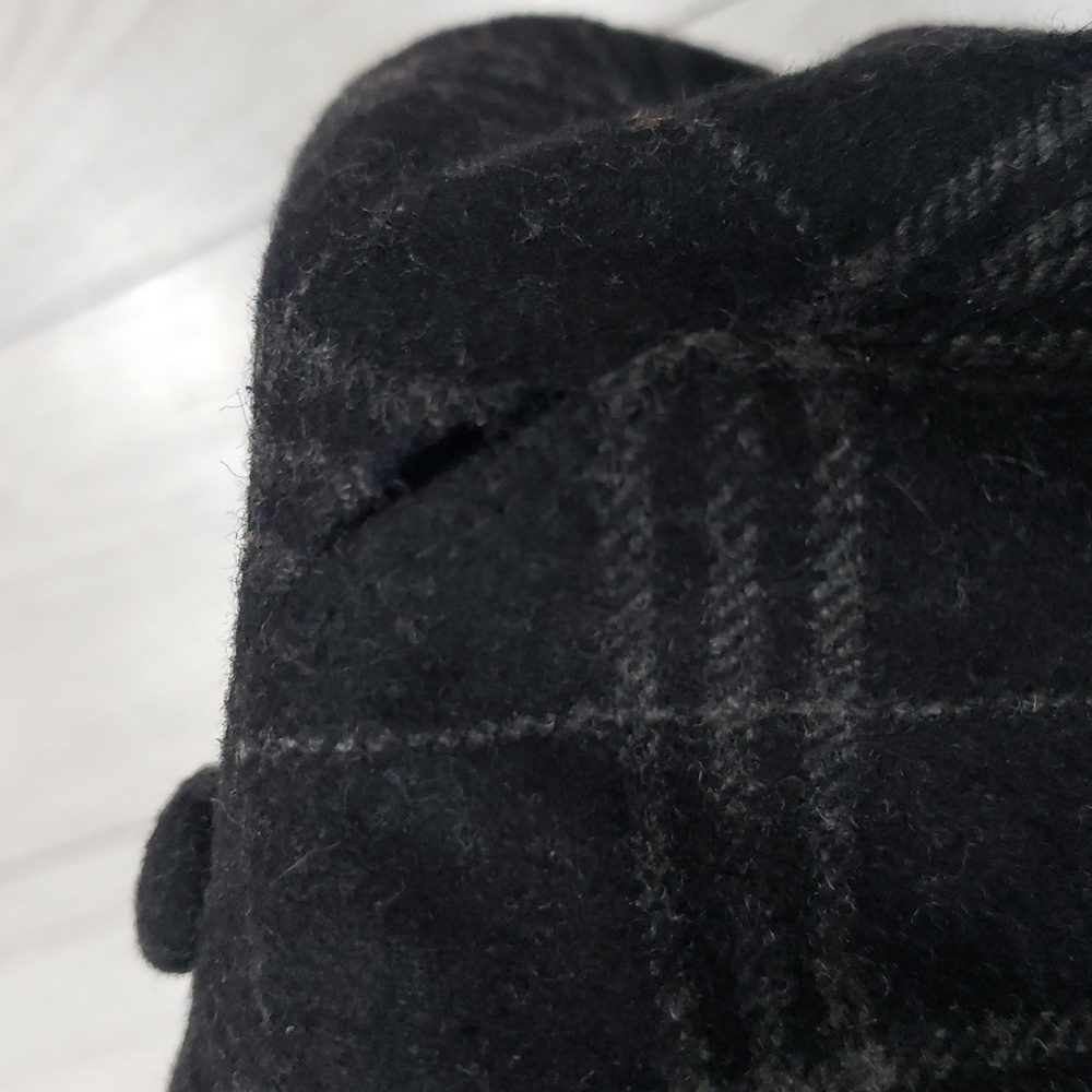 3/$15 Wool blend hat - Picture 7 of 8